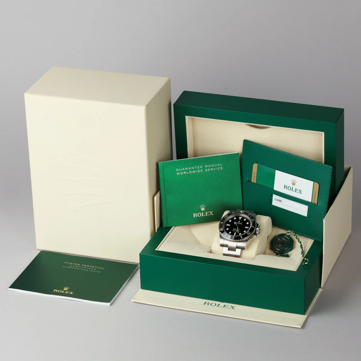 Rolex  (114060)