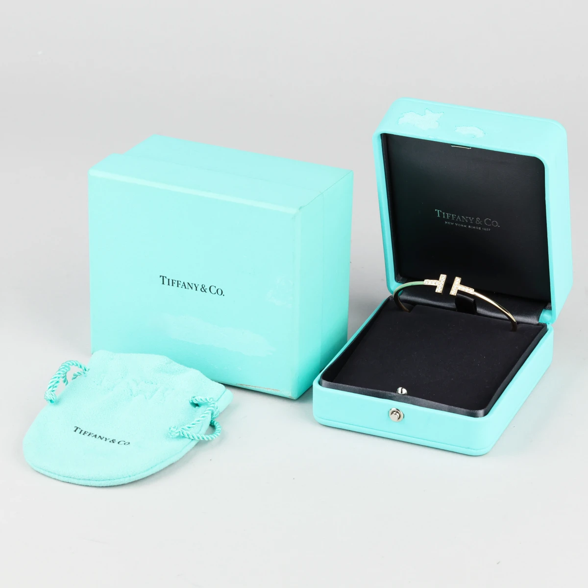 Tiffany & Co  ()